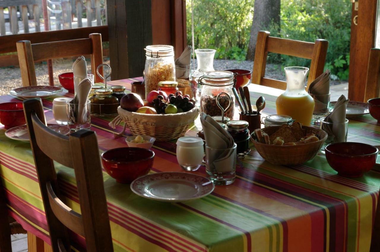 Bed and Breakfast Mas De Font Chaude Clermont-lʼHérault Exterior foto