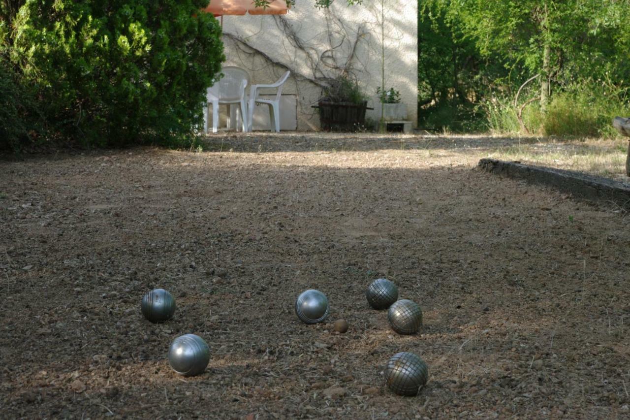 Bed and Breakfast Mas De Font Chaude Clermont-lʼHérault Exterior foto